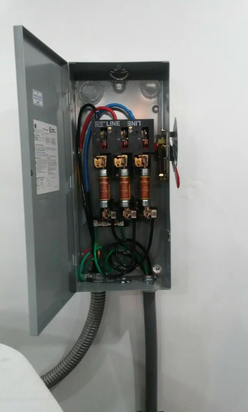 Three-phase disconnect switch installed for Electrical Wiring & Rewiring in Yorktown